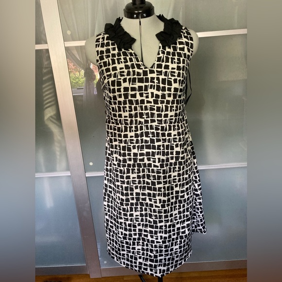 Merona Women’s Ruffle Neck Knee-length Shift Dress, Black & White, 2 - Picture 1 of 2